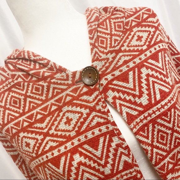 Tea & Rose Anthropologie Rust Aztec Hooded Cape - Picture 2 of 7